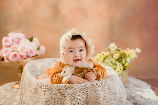 阳春六个月宝宝可以吃香蕉